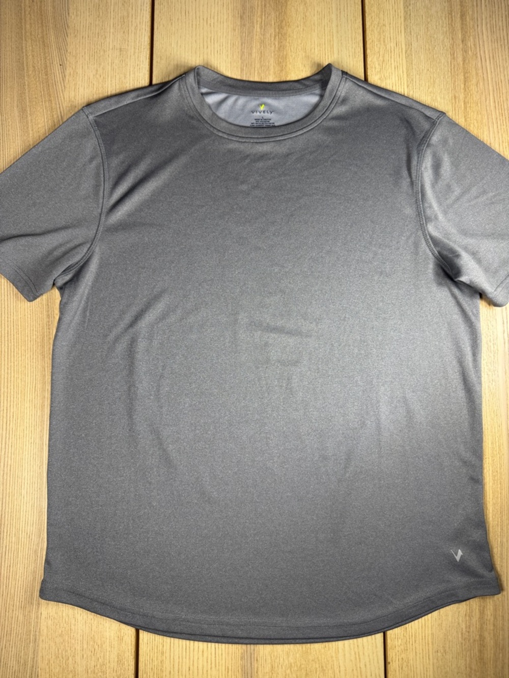 Men's Performance Short-Sleeve Tee - Gray
